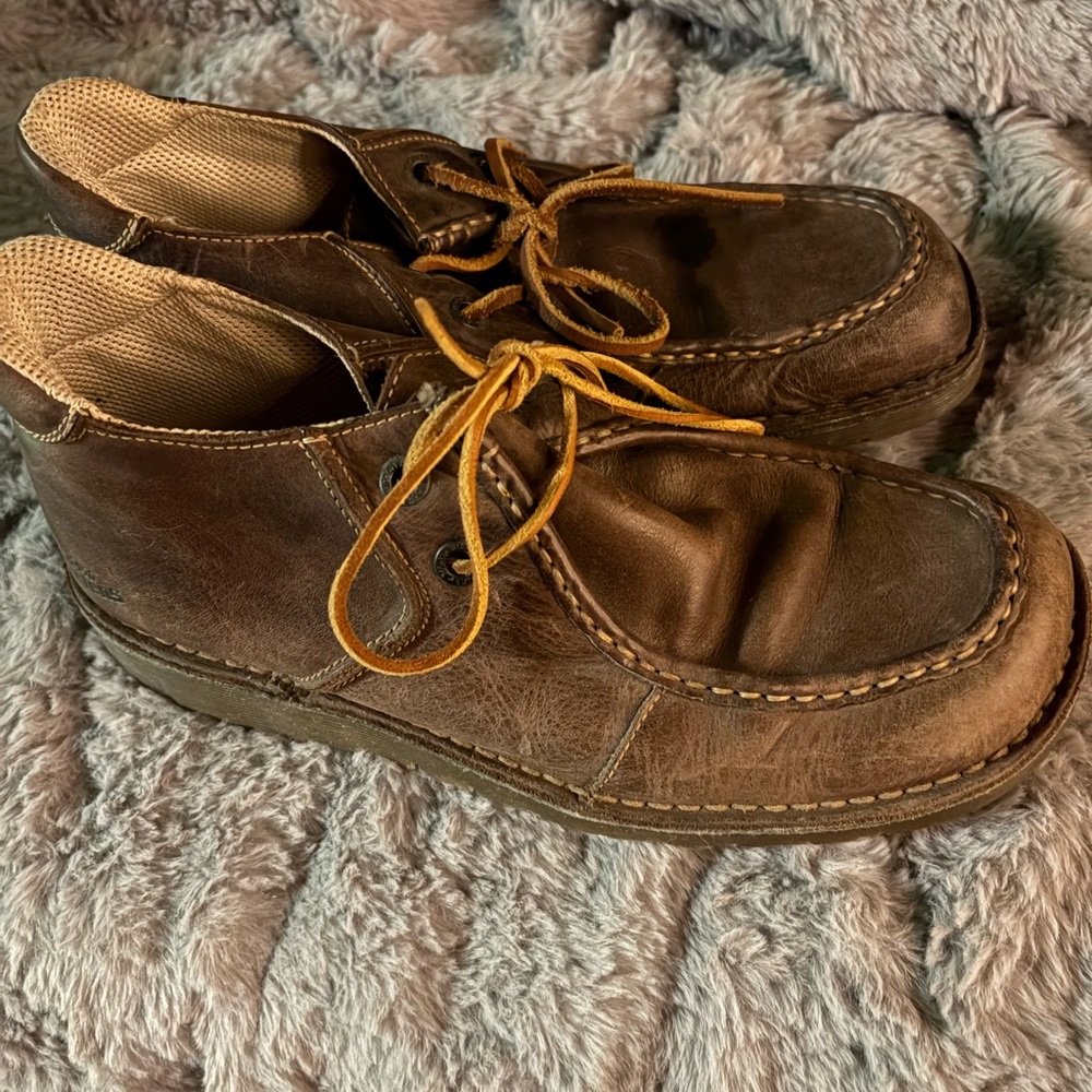 Dr. Martens Brown Leather Chukka Boots